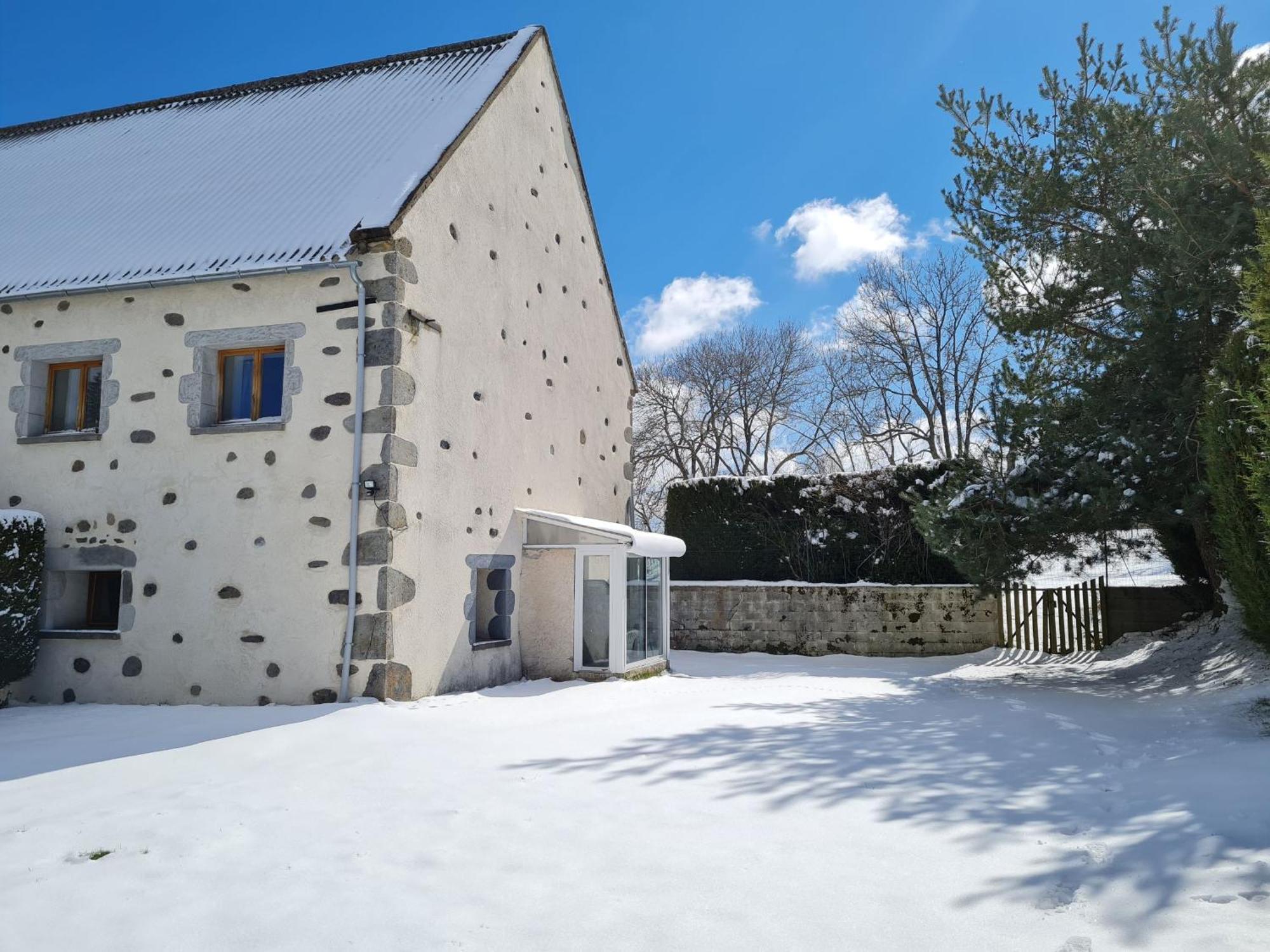 Gite Rural - Grange Des Pres Blancs Chaine Des Puys Le Vernet-Sainte-Marguerite Buitenkant foto